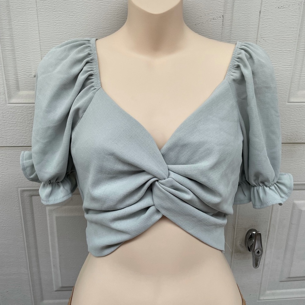 Amable Twisted Crop Top